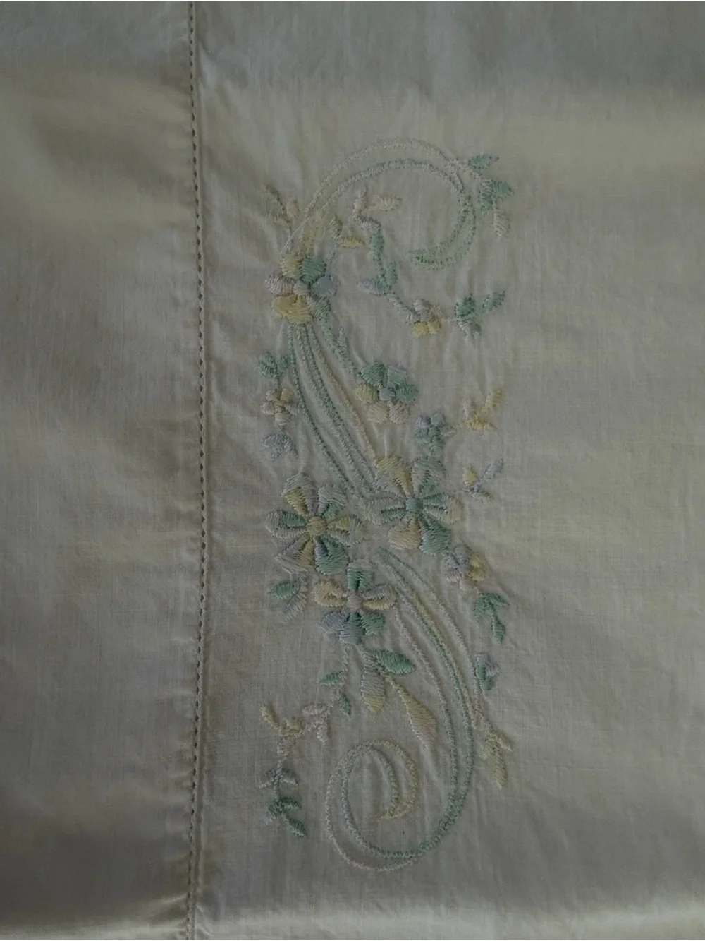 Vintage White Linen Pillowcase Set with Floral Embroidery